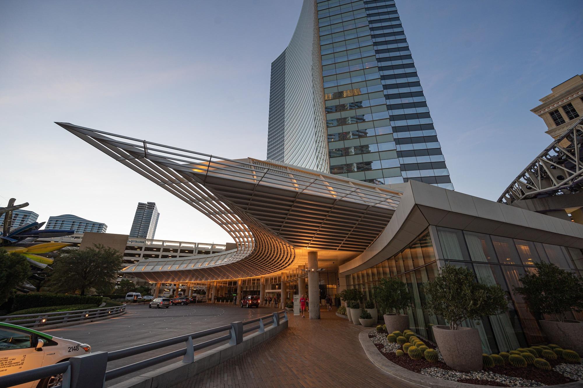 Vista Exterior StripViewSuites at Vdara