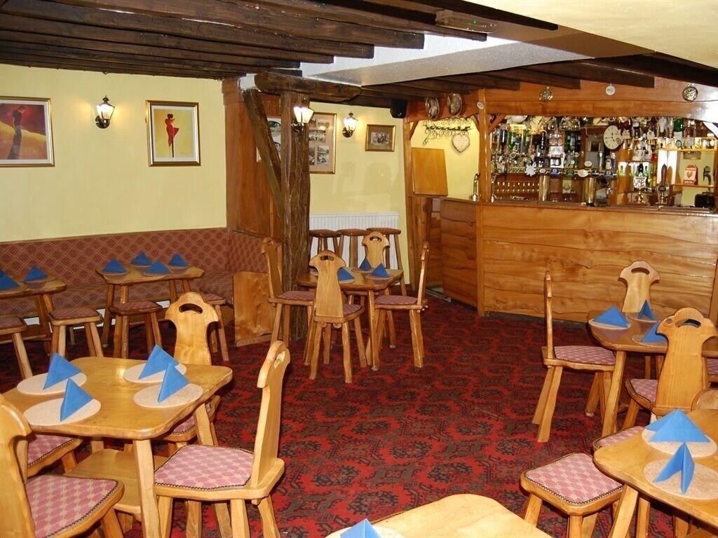 Bar/Salón Britannia Inn