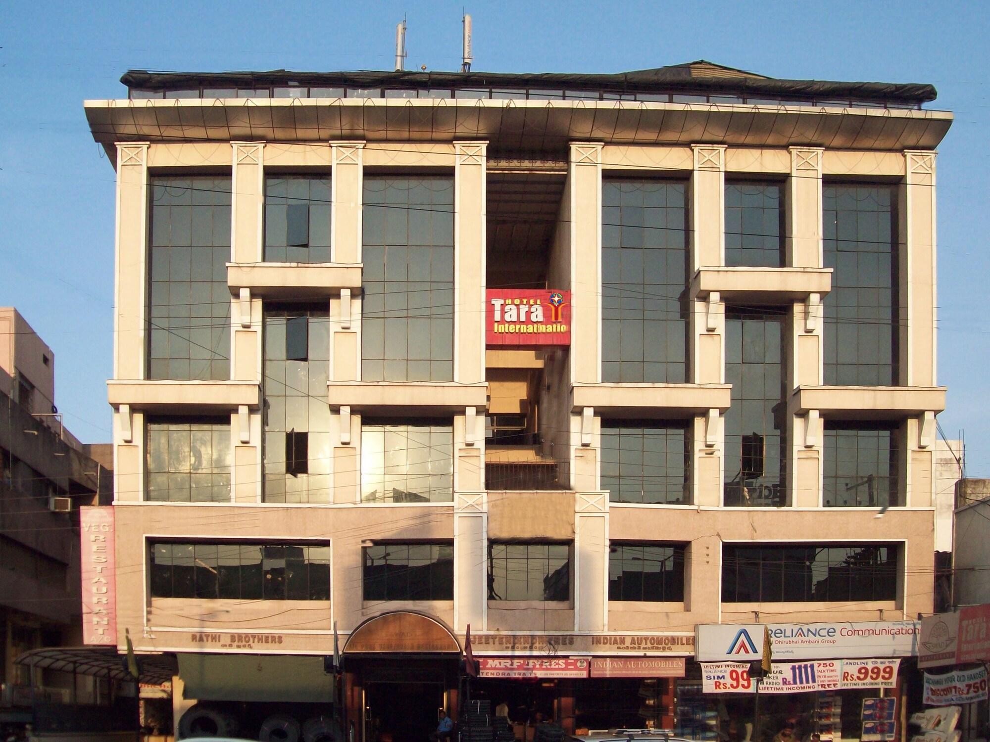 Varios Hotel TARA International