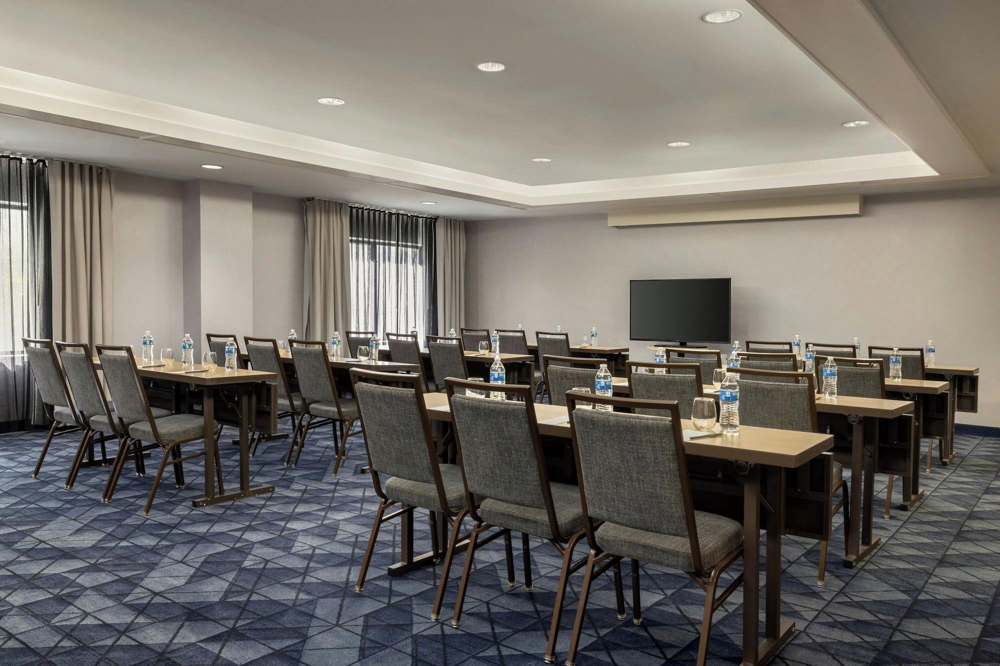 Sala de Reuniones Courtyard by Marriott Richmond Chester
