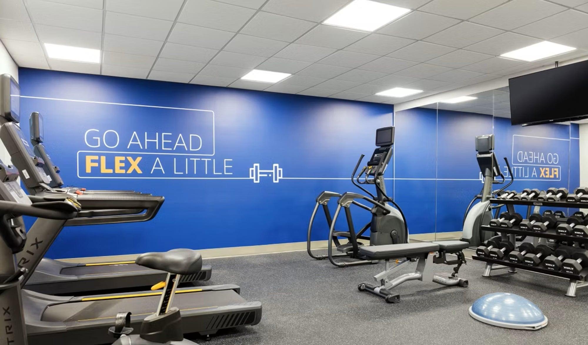 Gimnasio Holiday Inn Express Hotel & Suites Drums by IHG