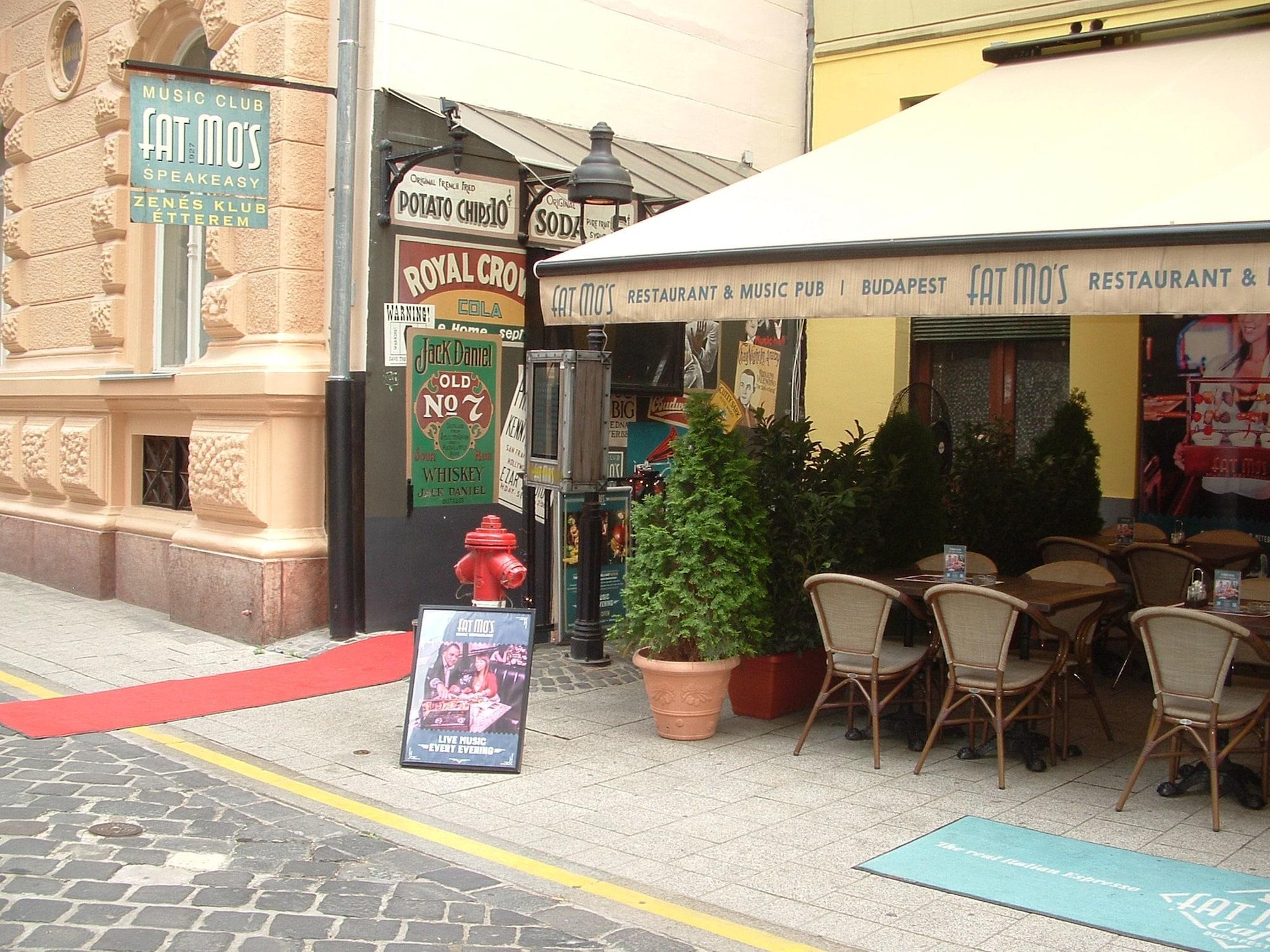 Restaurant Ace Hostel