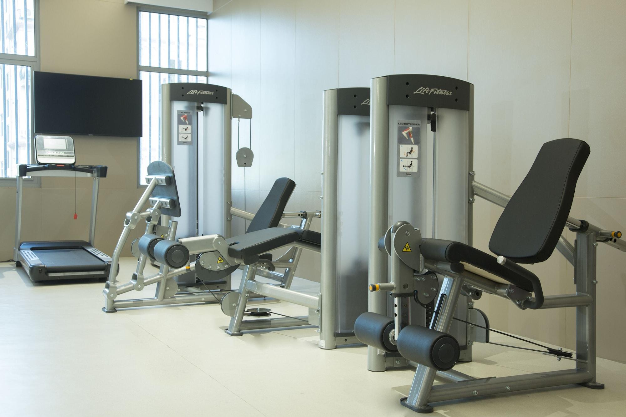 Gimnasio Zealax Hotel & Residence