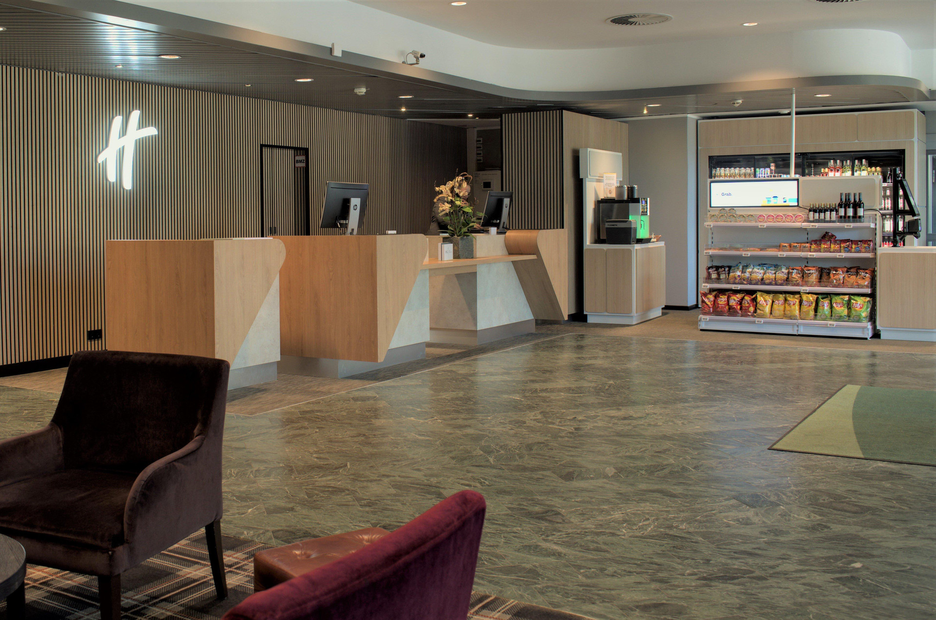 Vista Lobby Holiday Inn Luebeck by IHG