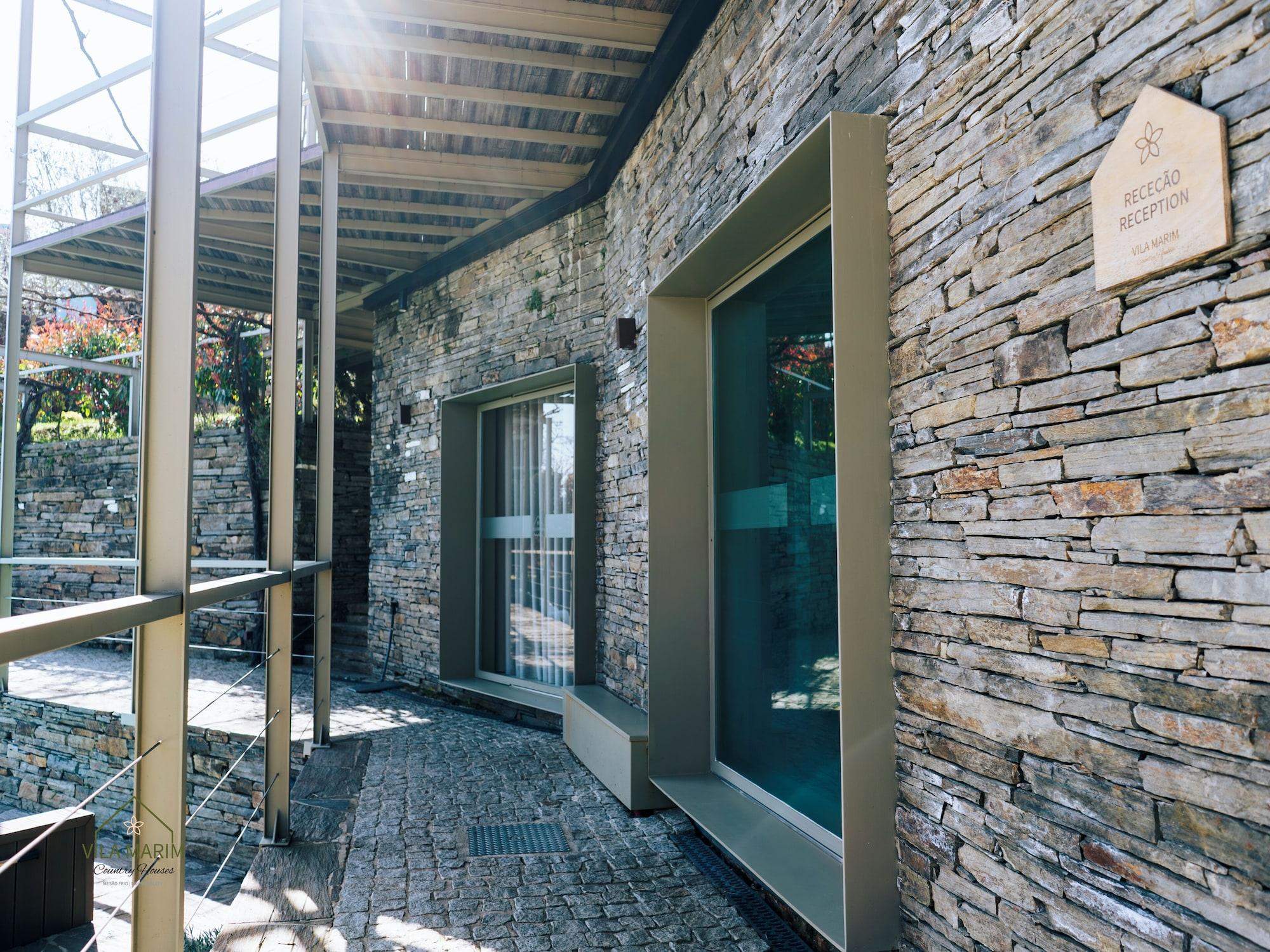 Vista Lobby Vila Marim Country House