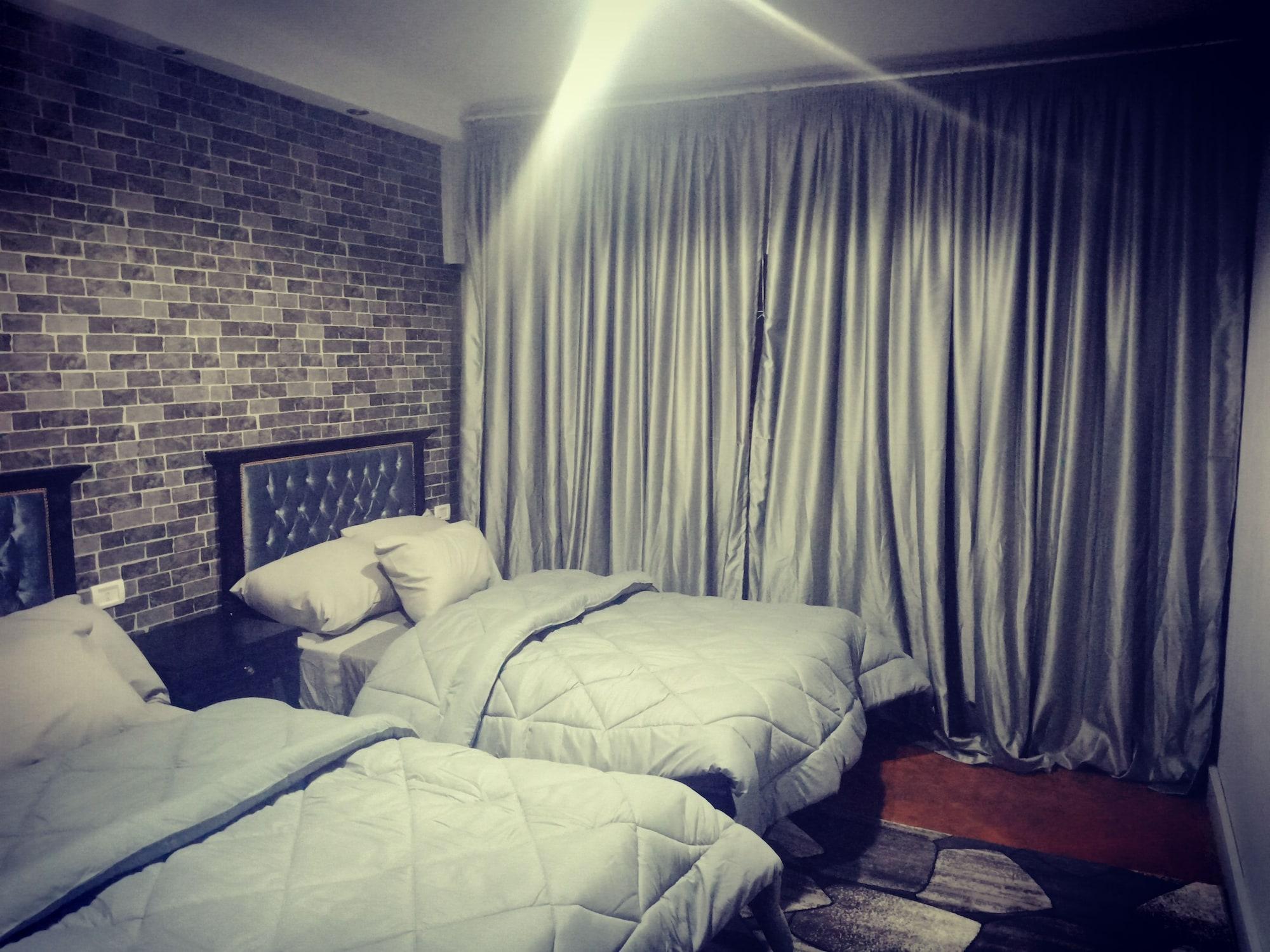 Varios Cairo Castle Hostel