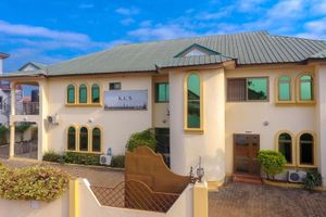 Alojamiento - KCS Guest House