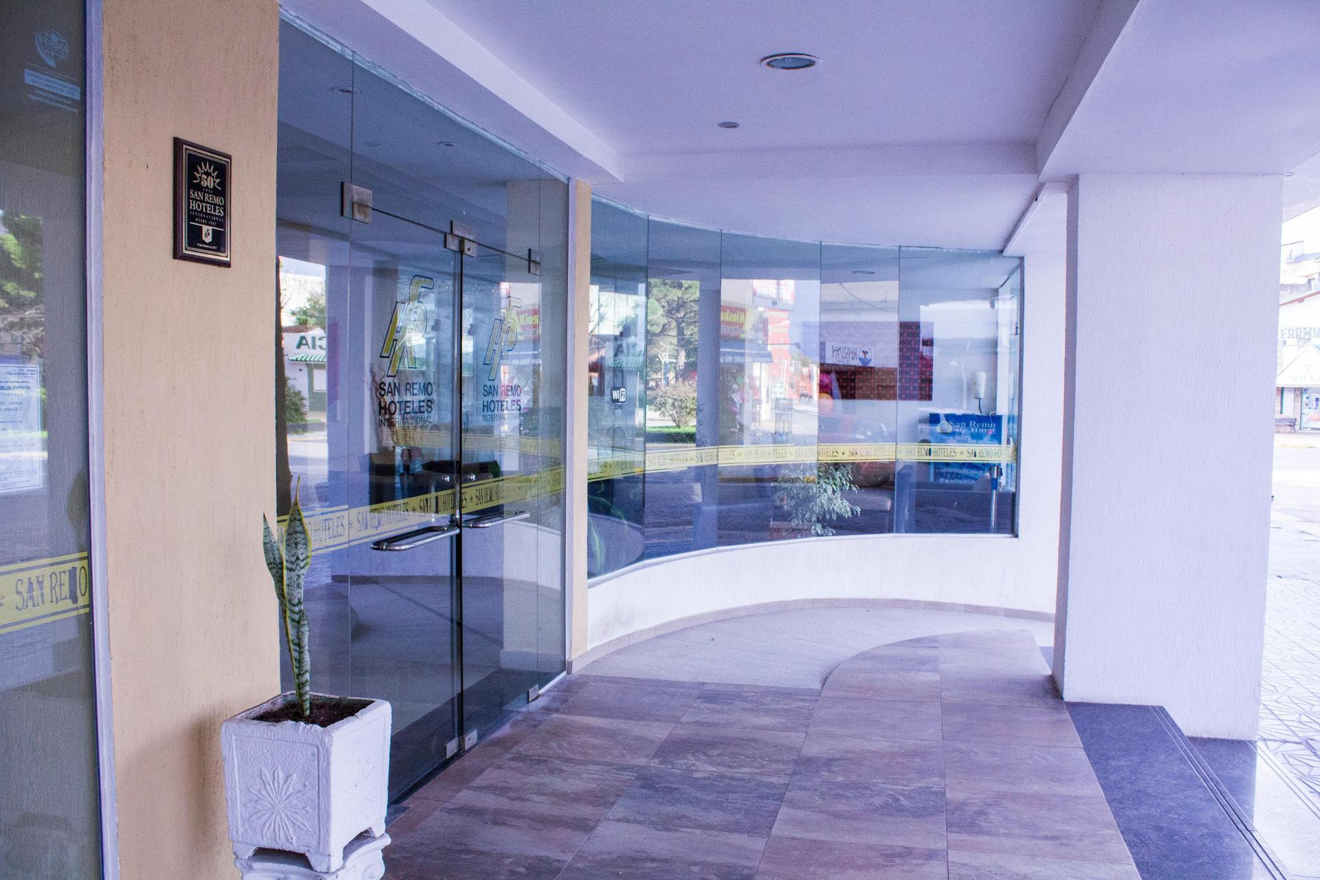 Vista Exterior San Remo World Hotel