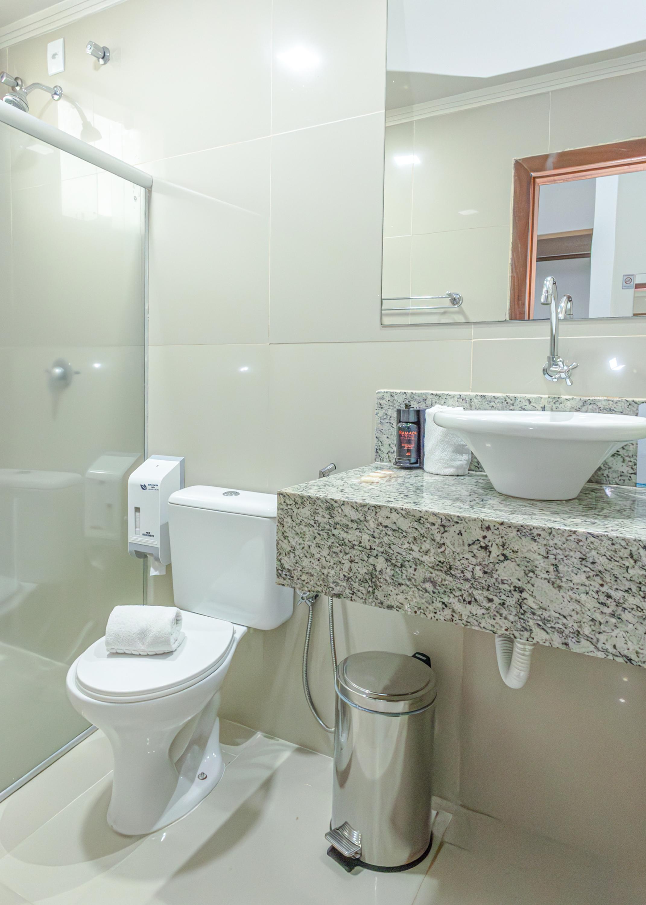 Baño Ramada By Wyndham Porto seguro Praia