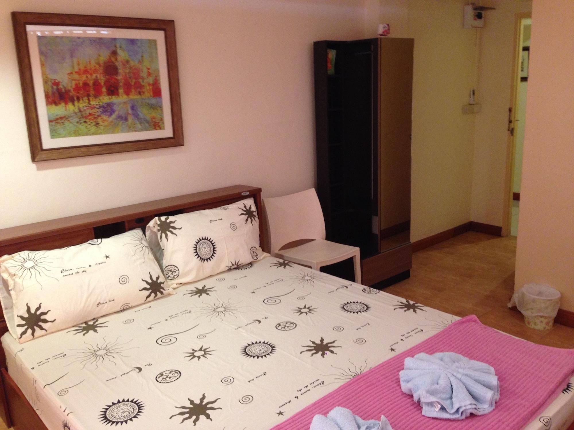 Varios Supatara Place 2