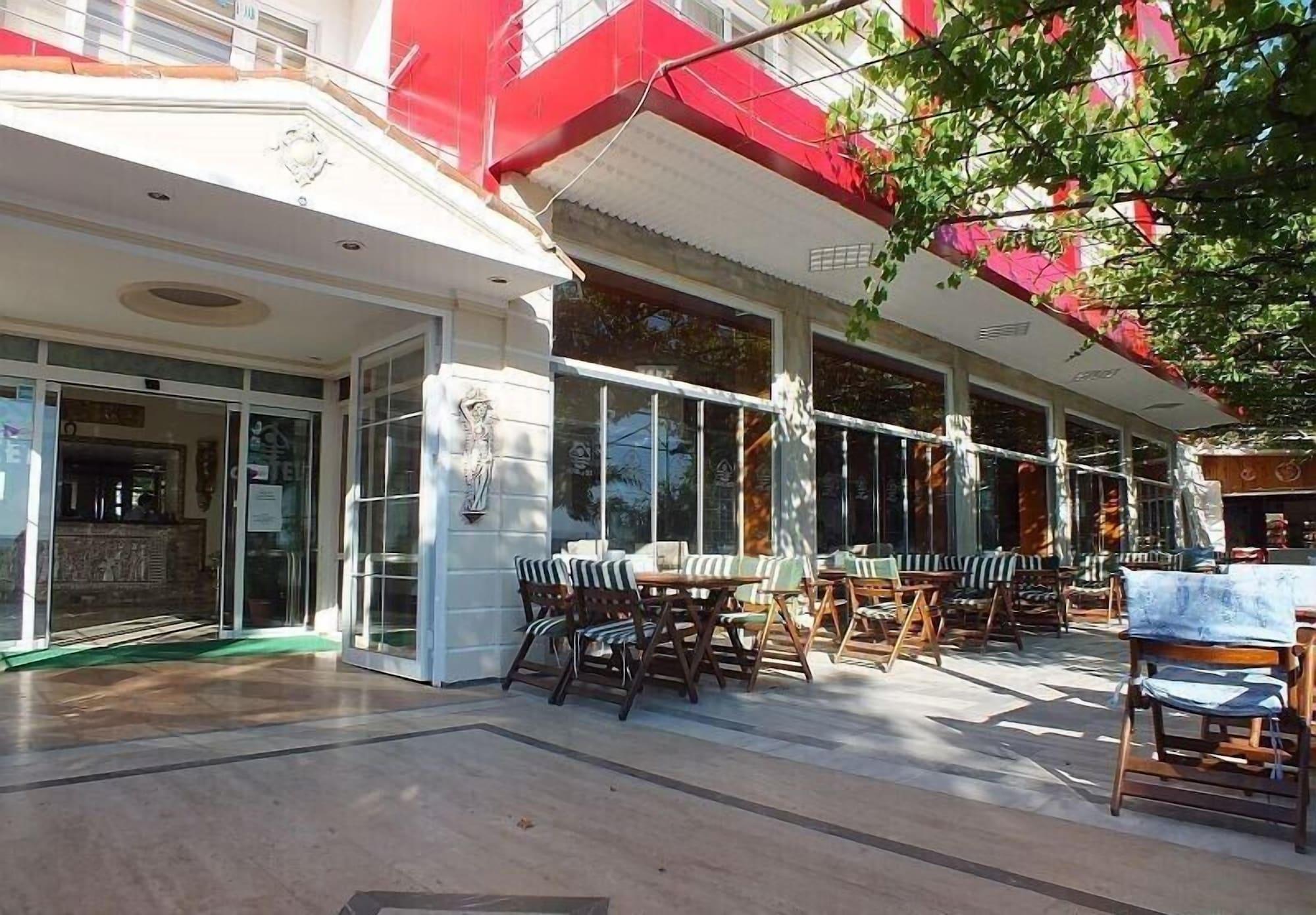 Varios Acet Hotel