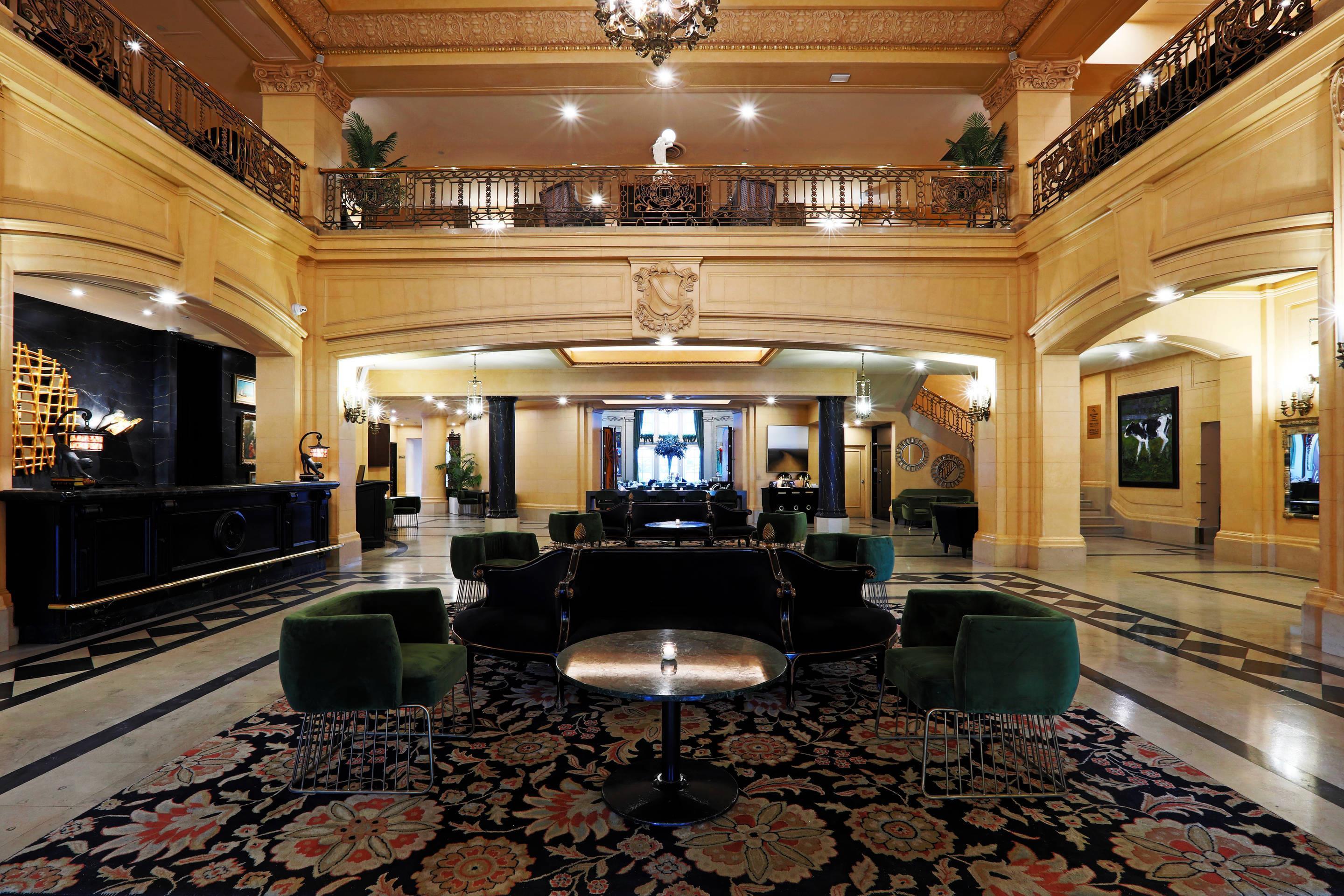 Vista Lobby The Fort Garry Hotel, Spa and Conference Centre, an Ascend Collection Hotel
