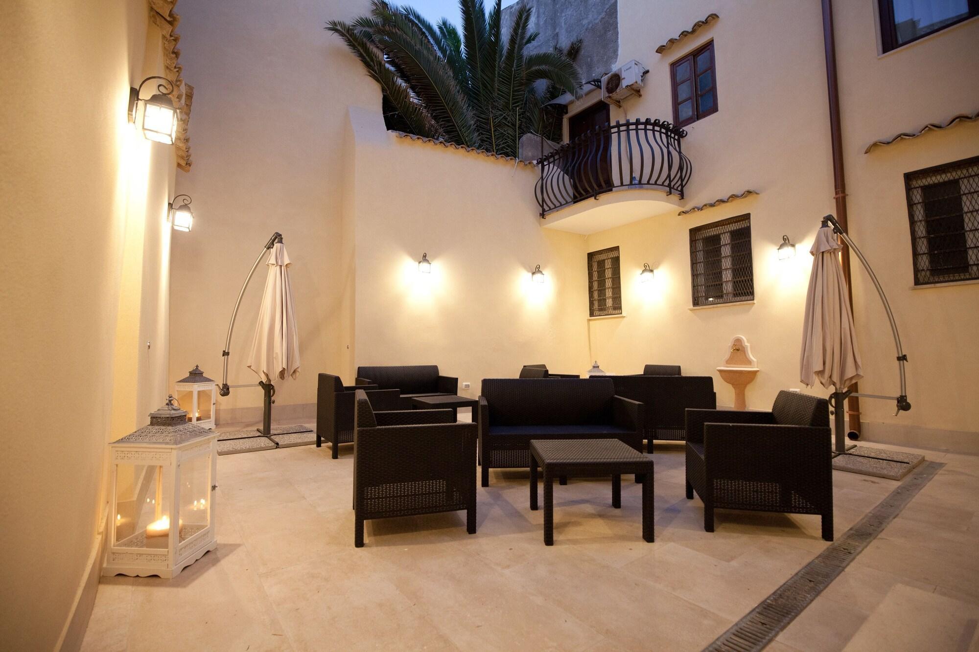 Vista Exterior Italiana Resort Maniace