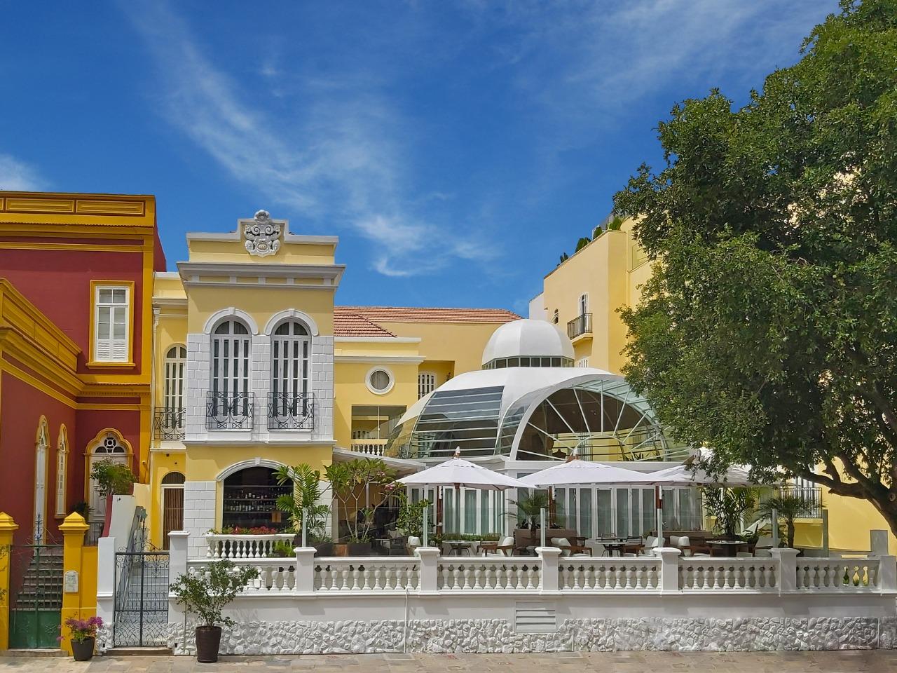 Vista Exterior Hotel Juma Ópera