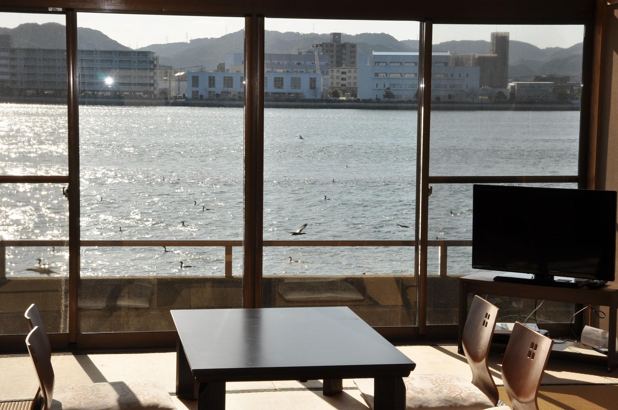 Varios Kahan no Yado Karatsu Castle