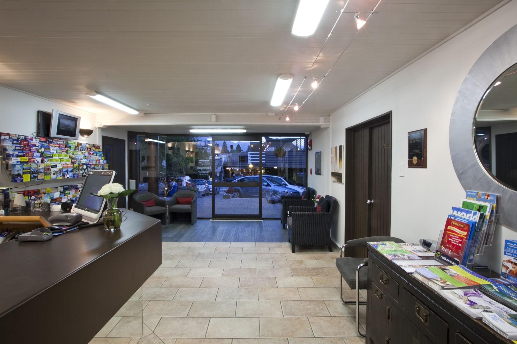 Vista Lobby The Lofts Apartments