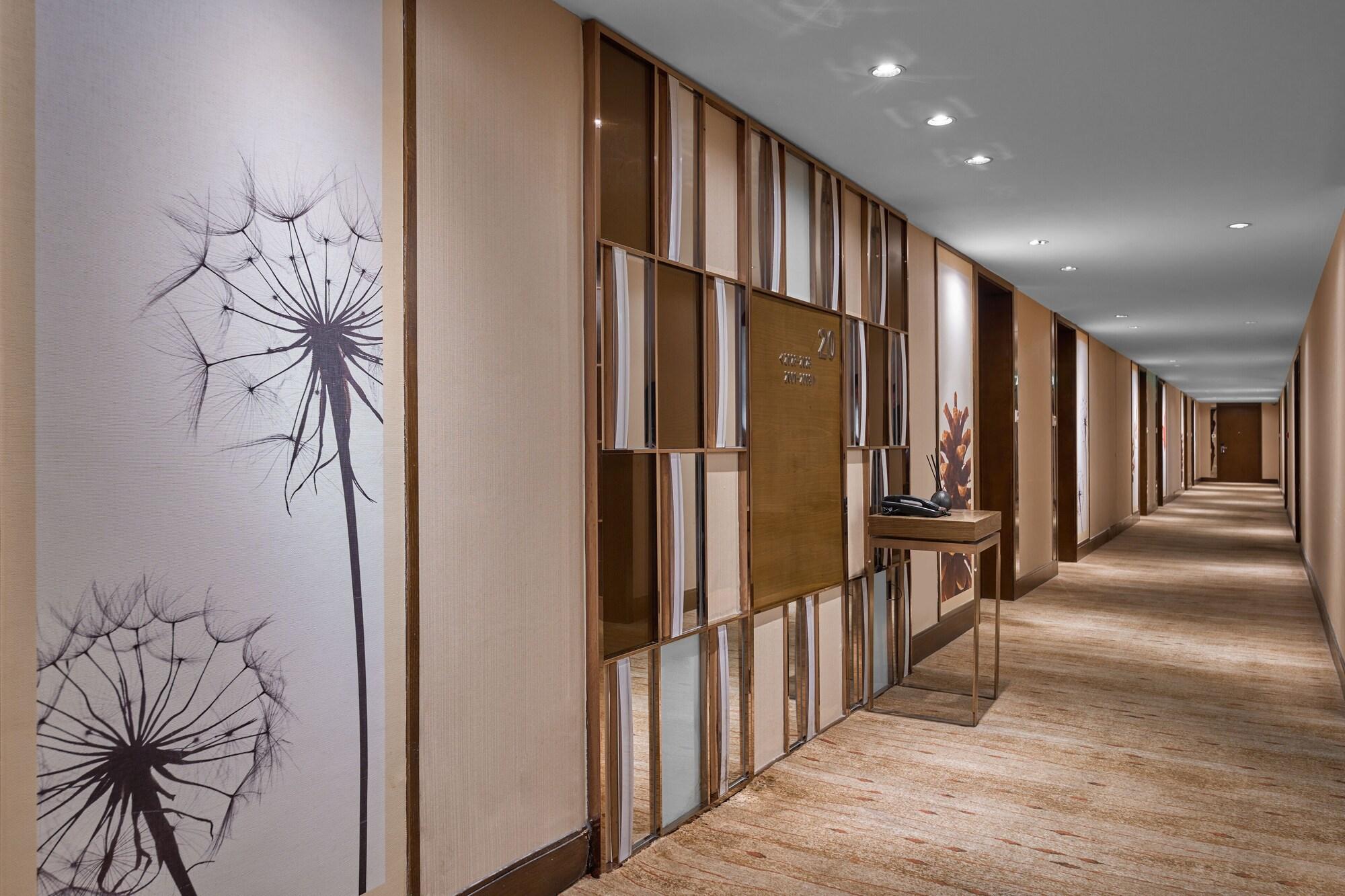 Vista Exterior Four Points by Sheraton Shanghai, Daning