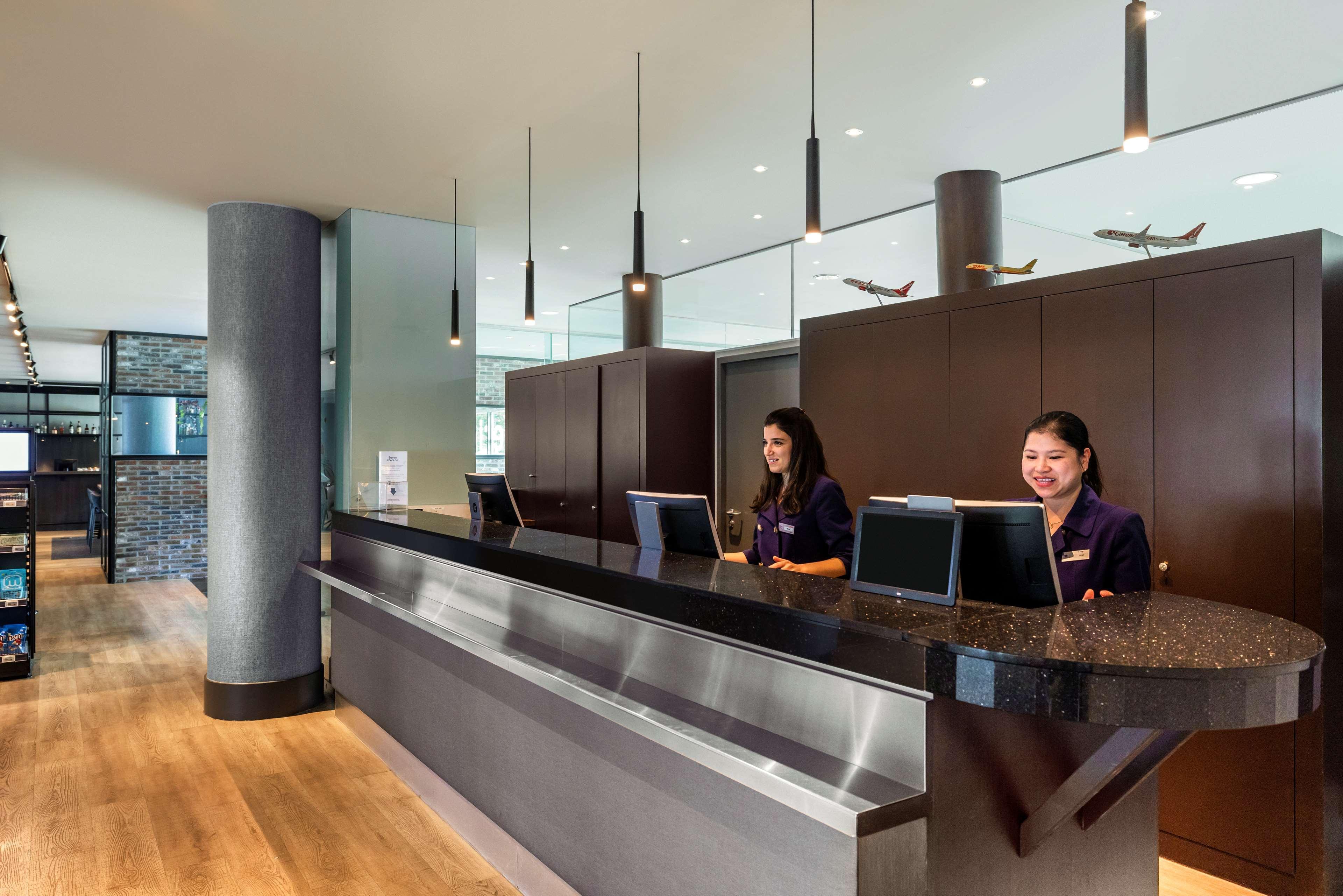 Vista Lobby NH Brussels Airport