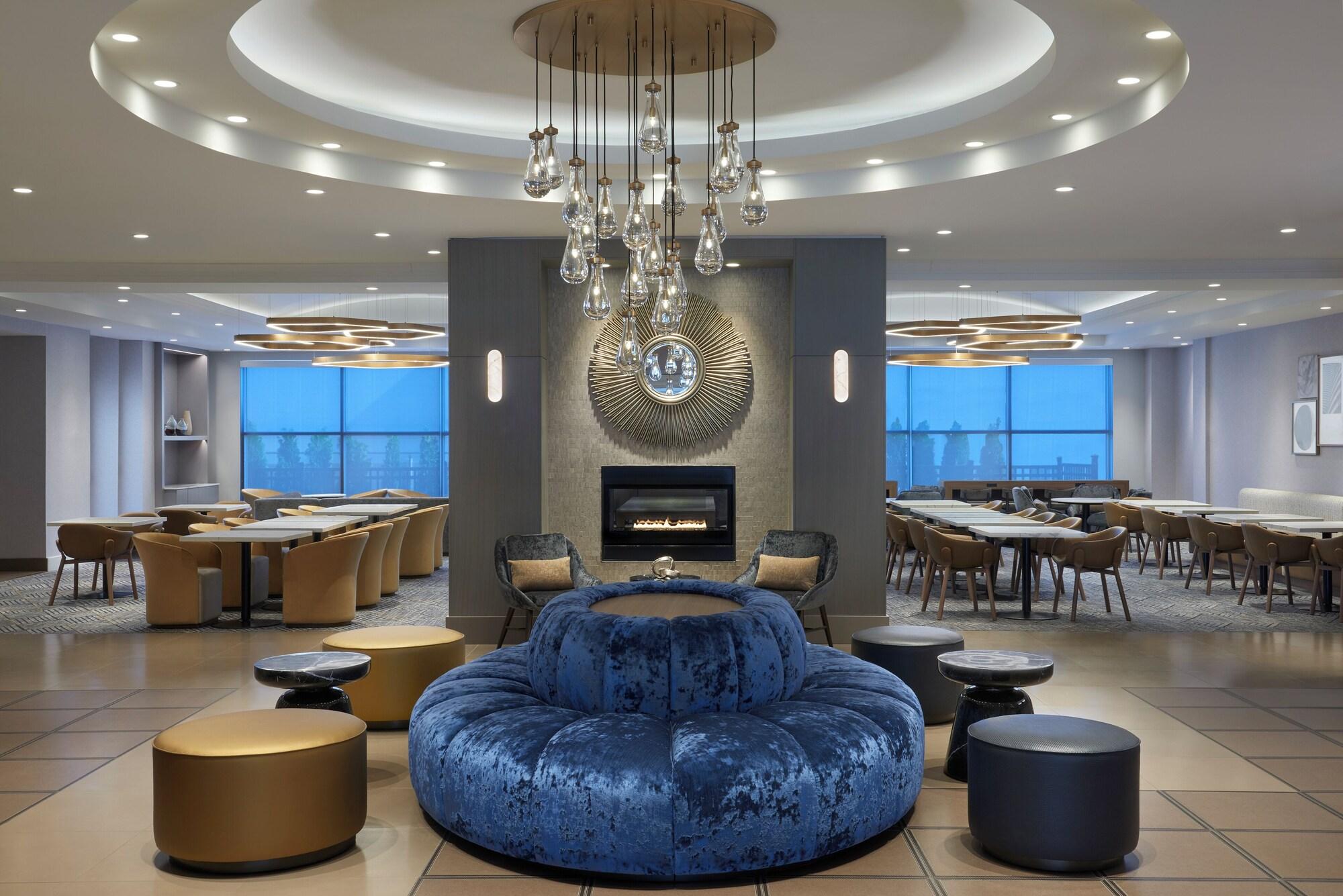 Vista Lobby Homewood Suites by Hilton Toronto Vaughan