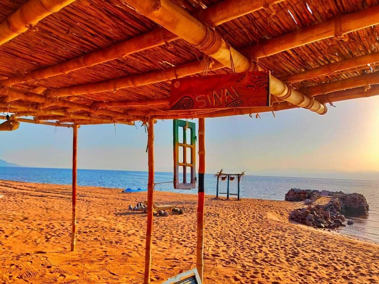 Vista Exterior Lala Land Camp Sinai
