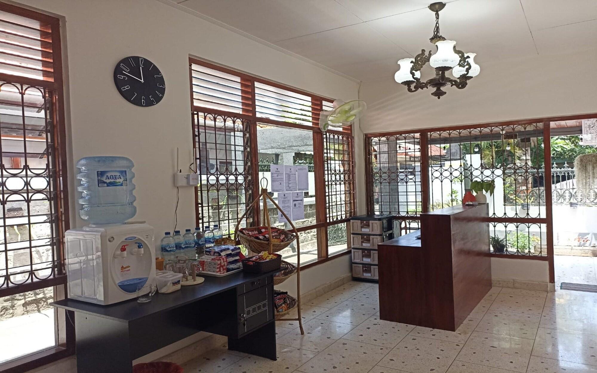 Vista Lobby Wijaya Hostel