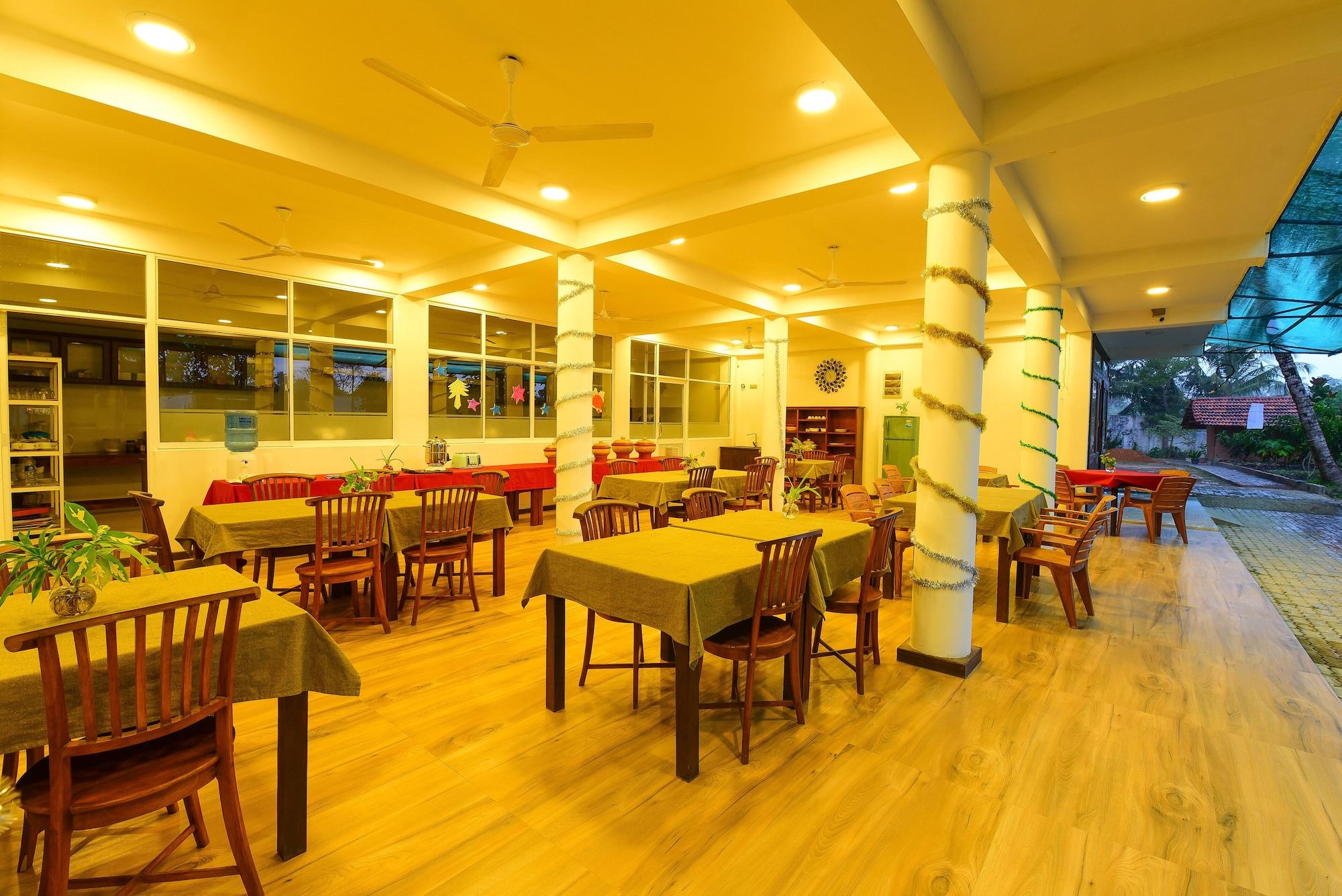 Restaurant OYO 483 Kabalana Villa