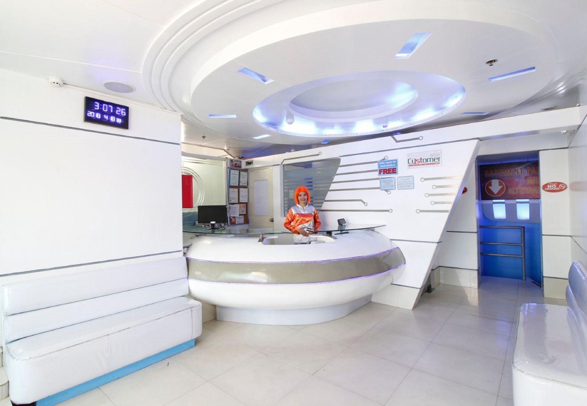 Vista Lobby Astrotel Calamba