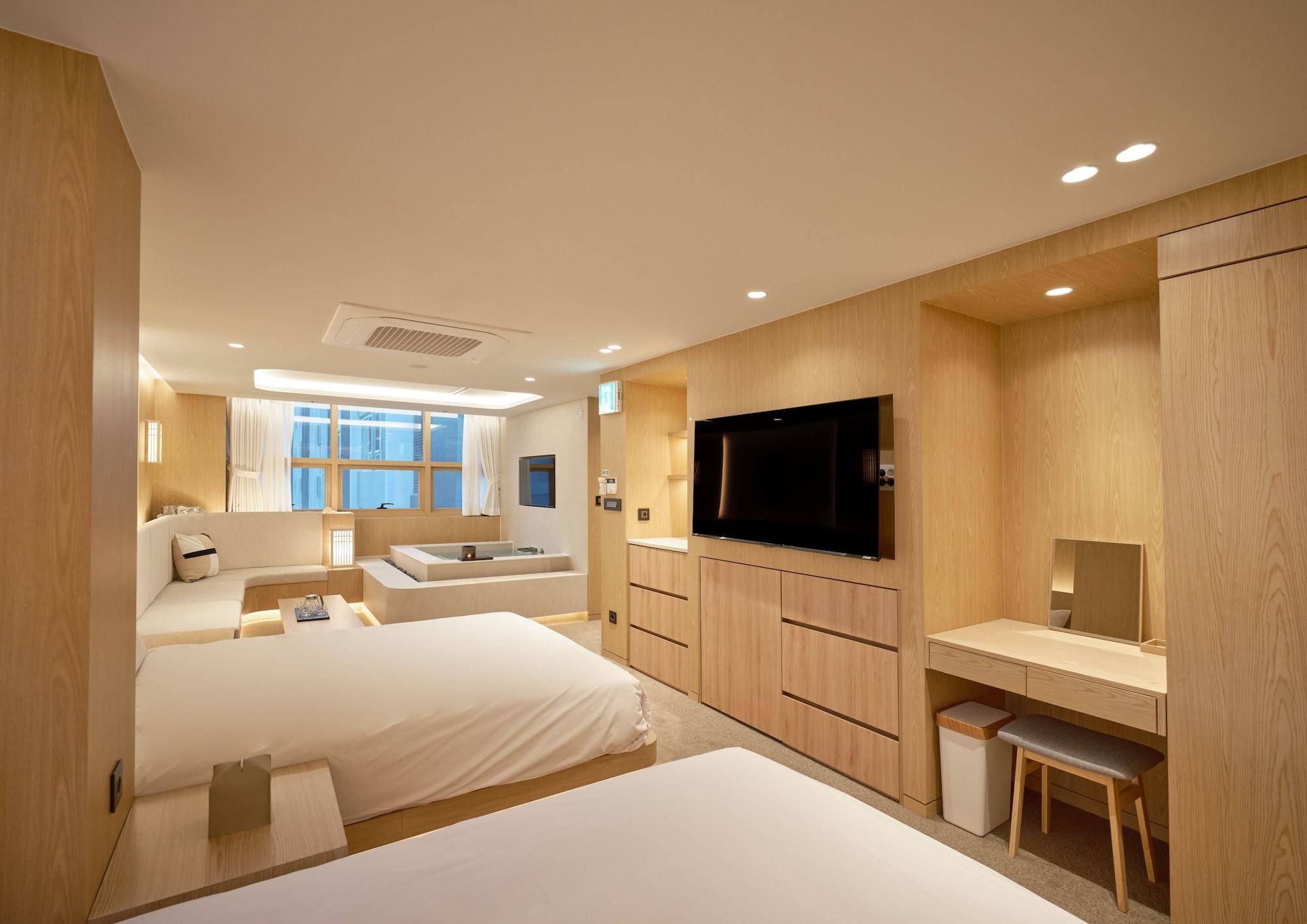 Set de Habitación UH Suite The Coex