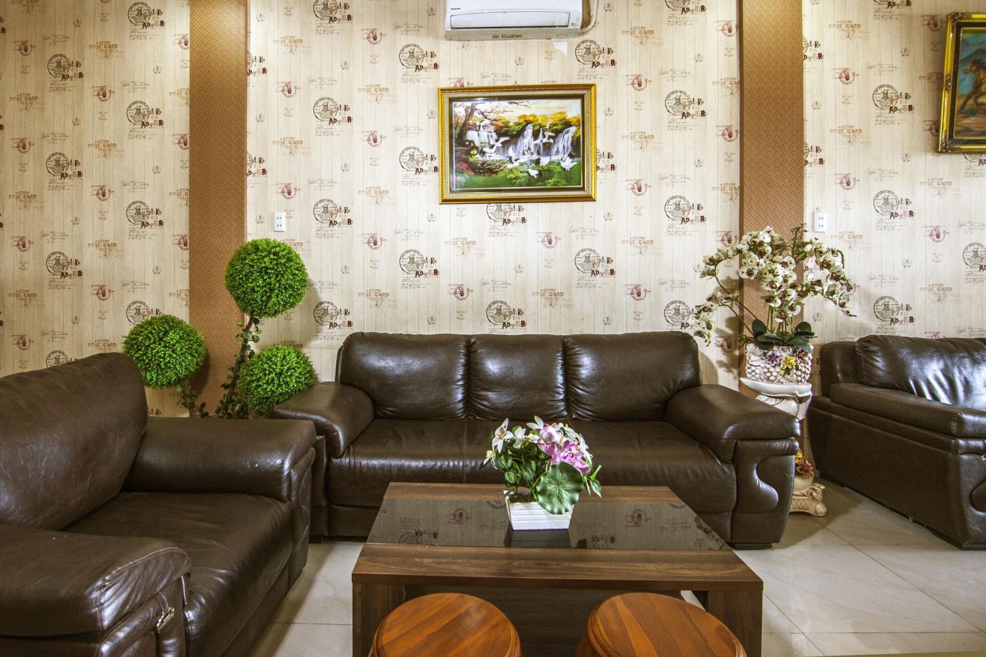 Vista Lobby OYO 2310 Residence 68