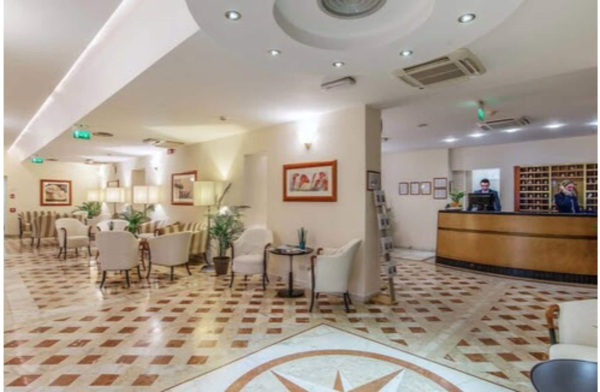 Vista Lobby Versilia Palace Hotel