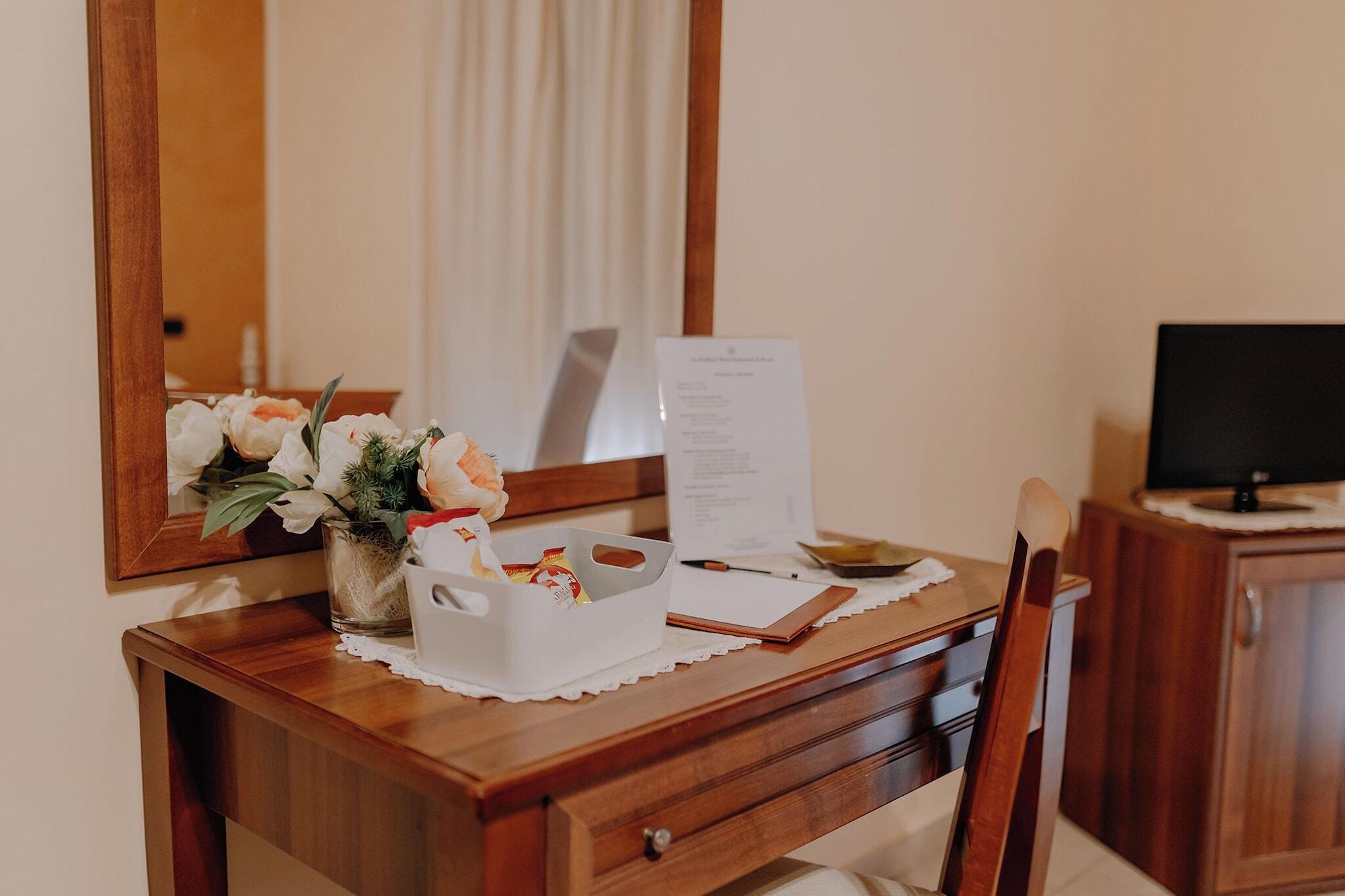 Set de Habitación San Raffaele Hotel Restaurant & Resort