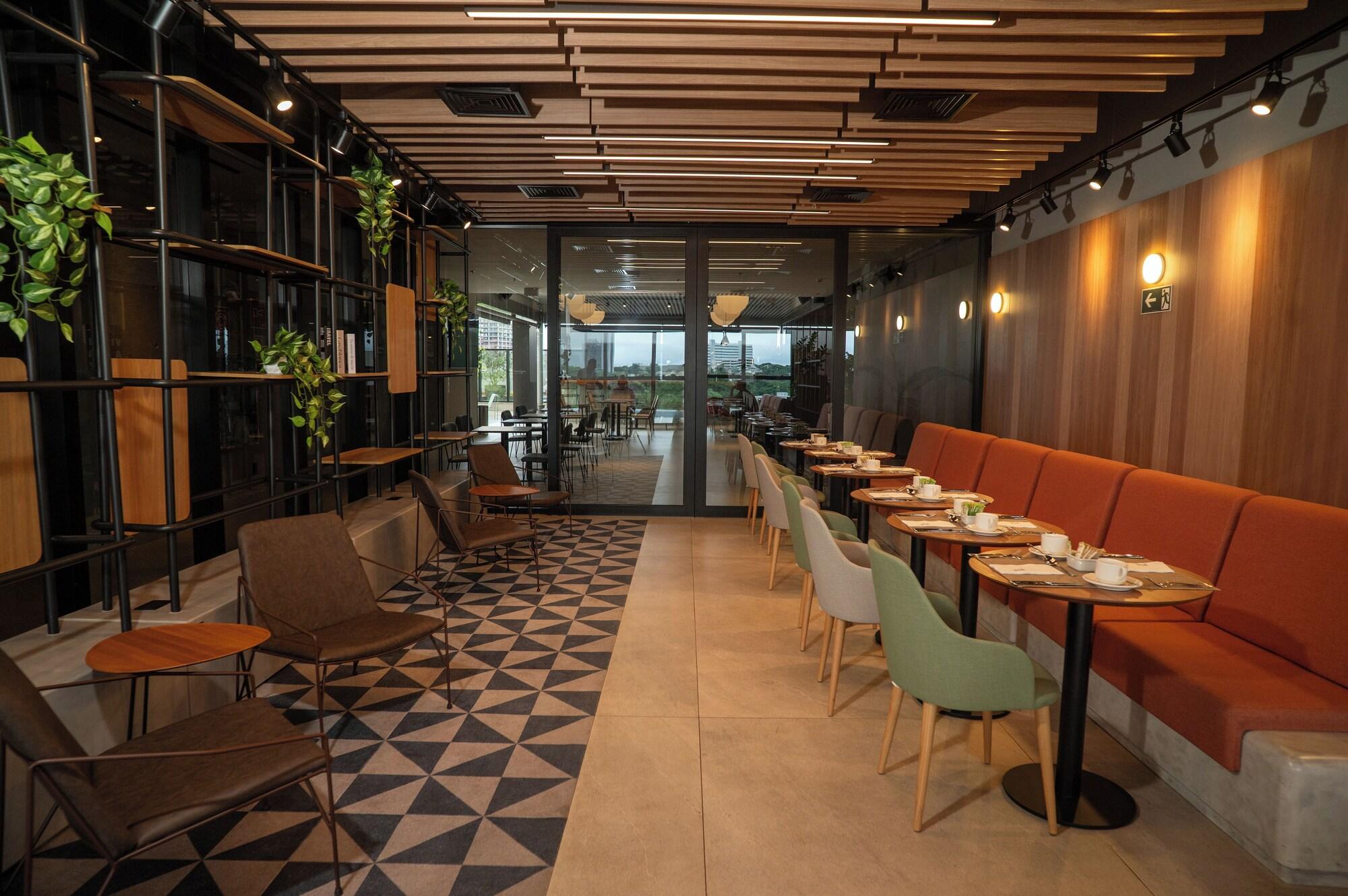 Restaurant Novotel Uberlândia - Centro do Gávea, próximo ao Uberlândia Shopping