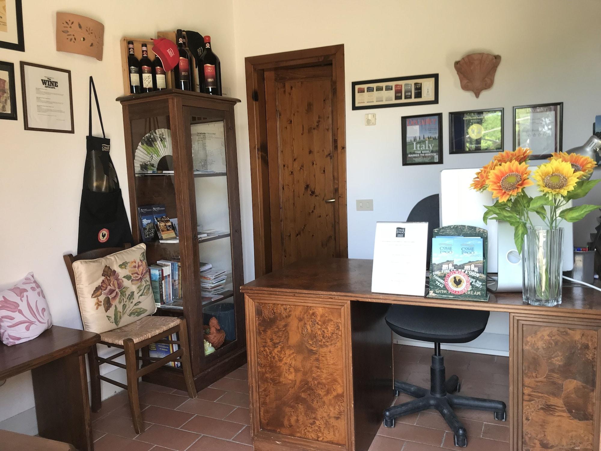 Vista Lobby Collelungo