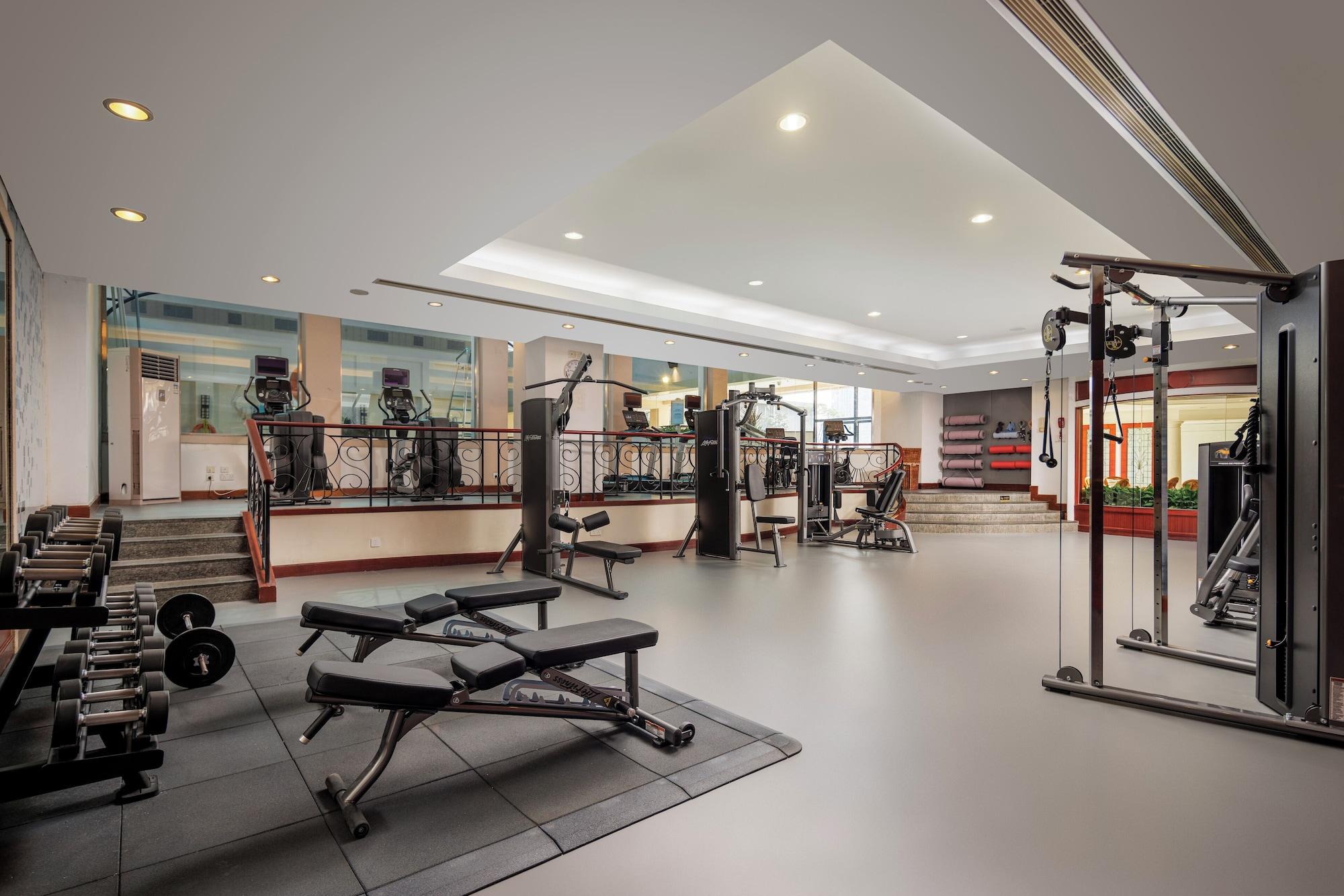 Gimnasio Sheraton Chengdu Lido Hotel