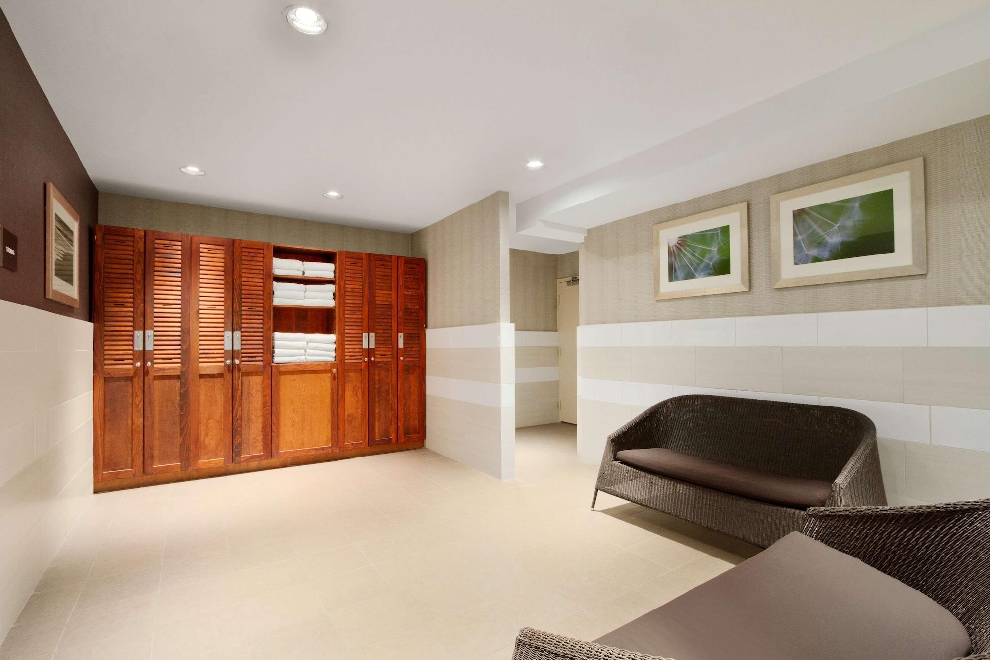 Gimnasio DoubleTree by Hilton Hotel Toronto Downtown