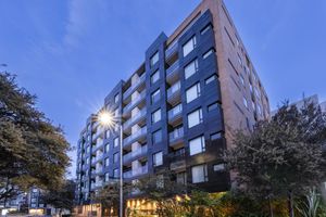 Alojamiento - 93 Luxury Suites & Residences