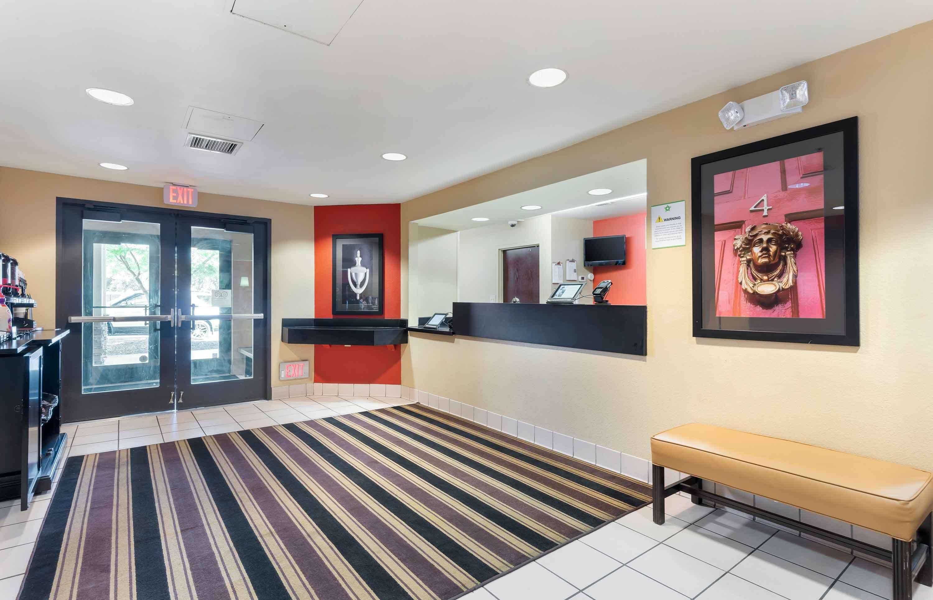 Vista Lobby Extended Stay America Suites Livermore Airway Blvd