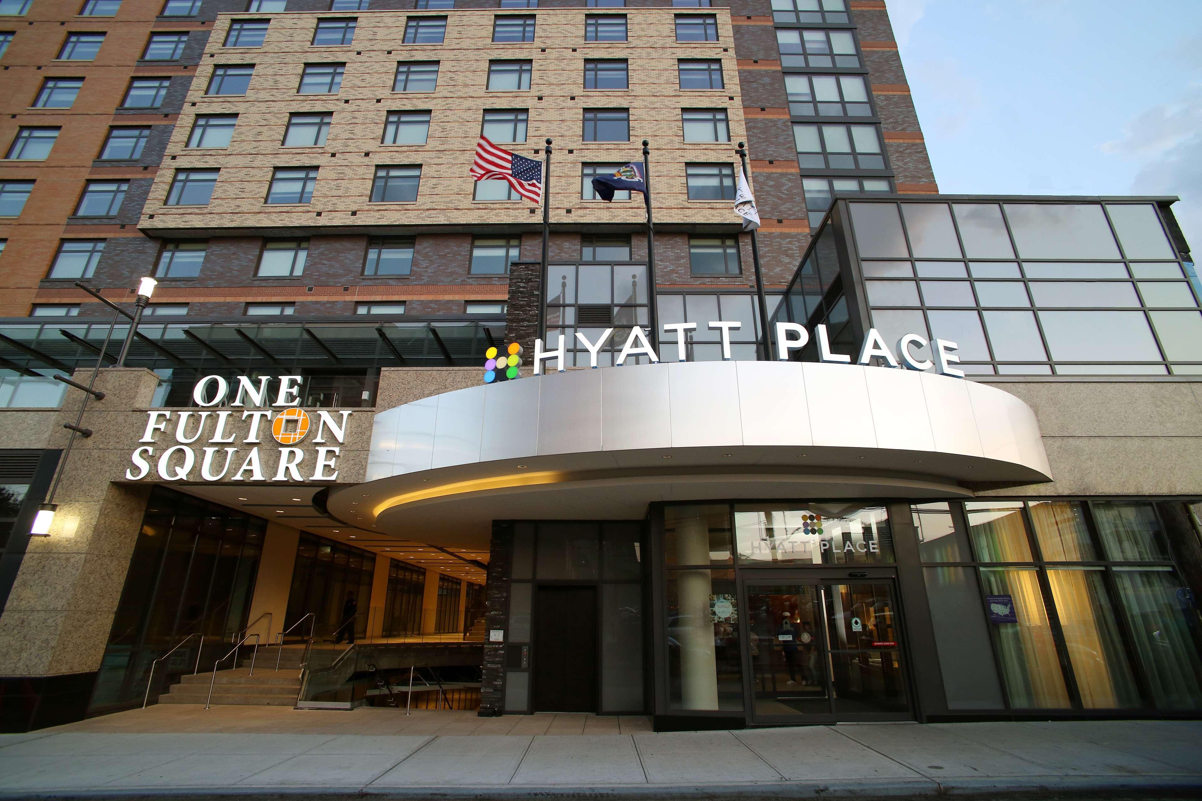 Vista Exterior Hyatt Place Flushing/LaGuardia Airport