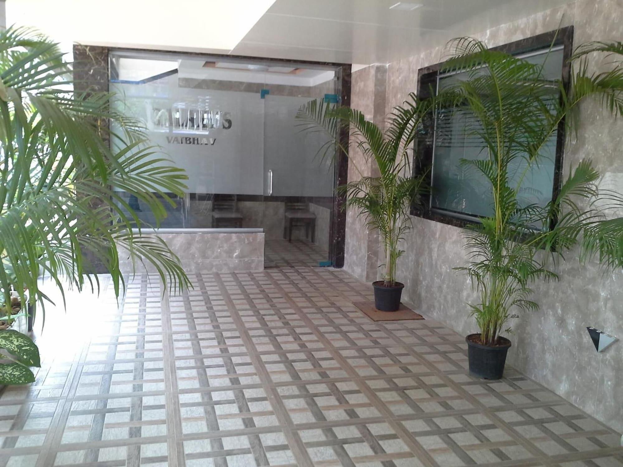 Vista Lobby Hotel Galaxy's Vaibhav