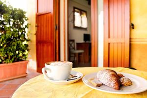 Alojamiento - Agriturismo Giuncola e Granaiolo