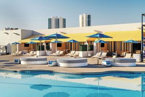 Paquete - The STRAT Hotel, Casino & Tower