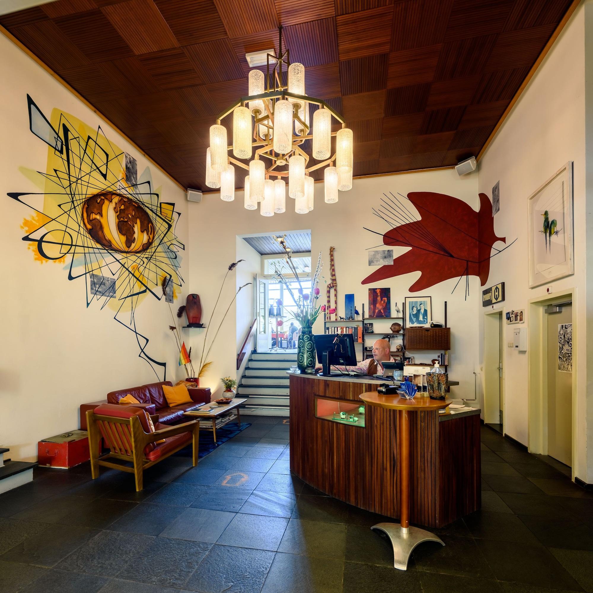 Vista Lobby Pension Homeland