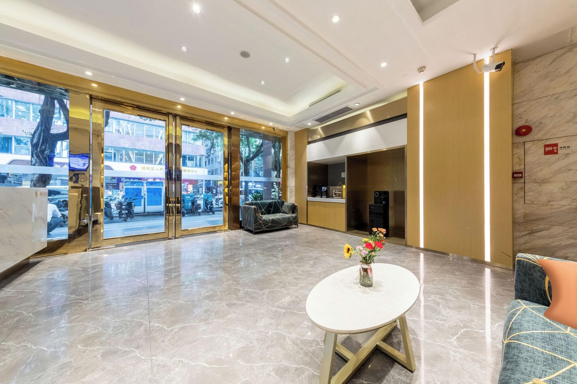 Vista Lobby Trendy Romantic Hotel Guangzhou Beijing Road Pedestrian Street Haizhu Square Metro Station Branch