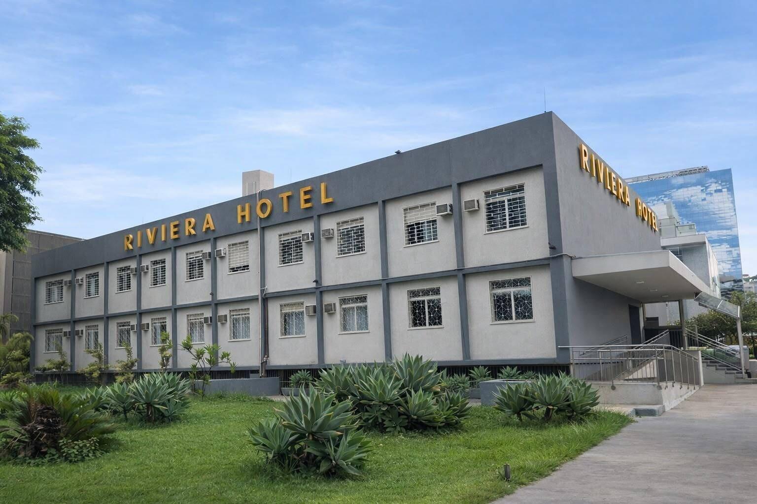 Variados (as) Riviera Hotel by Bsb Inn