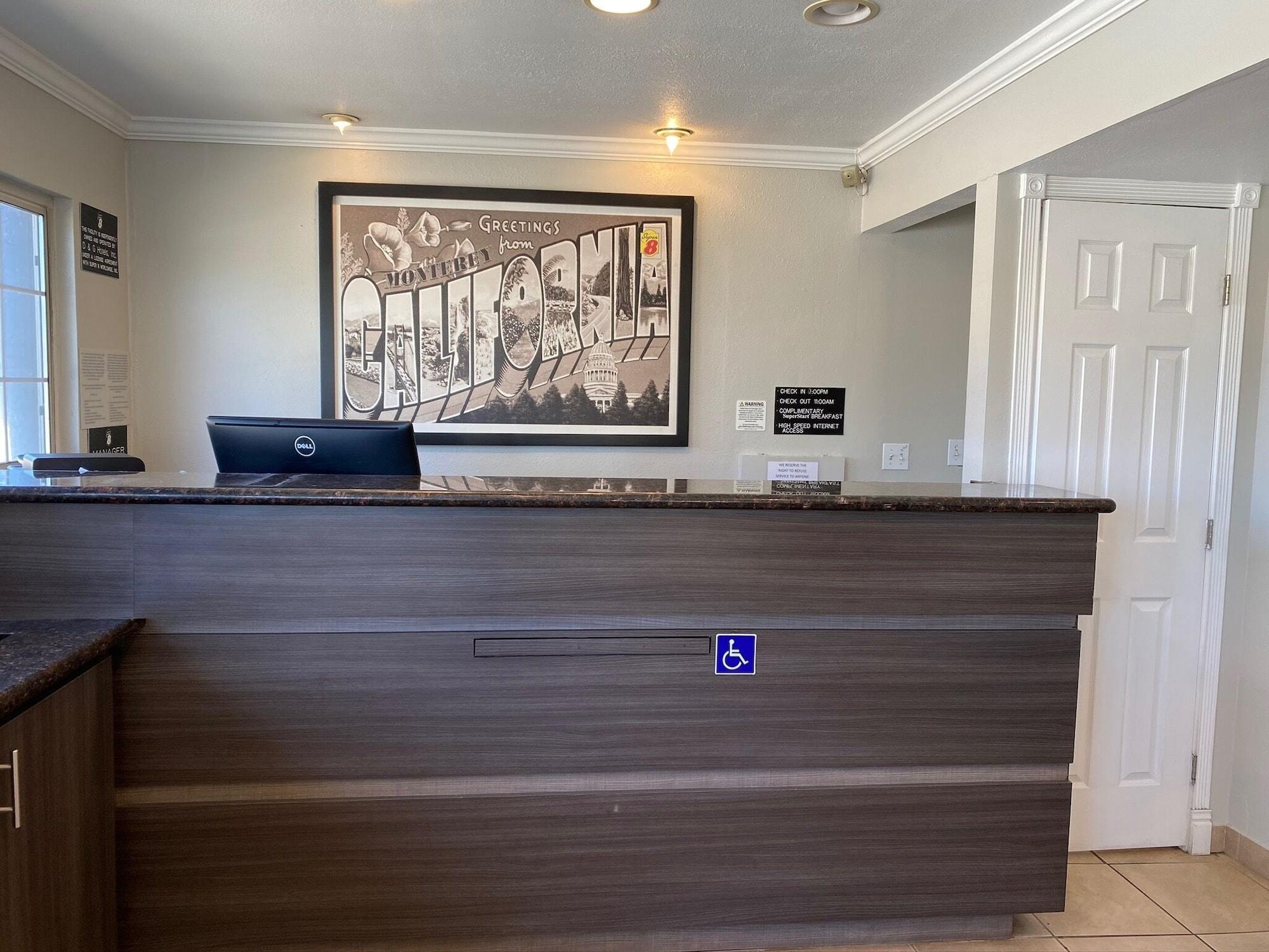 Vista Lobby Super 8 by Wyndham Monterey