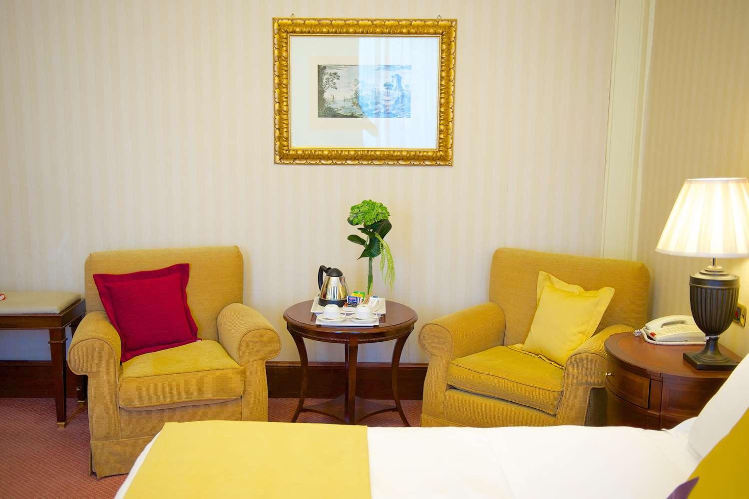 Habitación Villa l'Olivier, Chambre d'Hôtes Les Volets Bleus