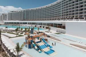 Alojamiento - AVA Resort All Oceanfront - All Inclusive