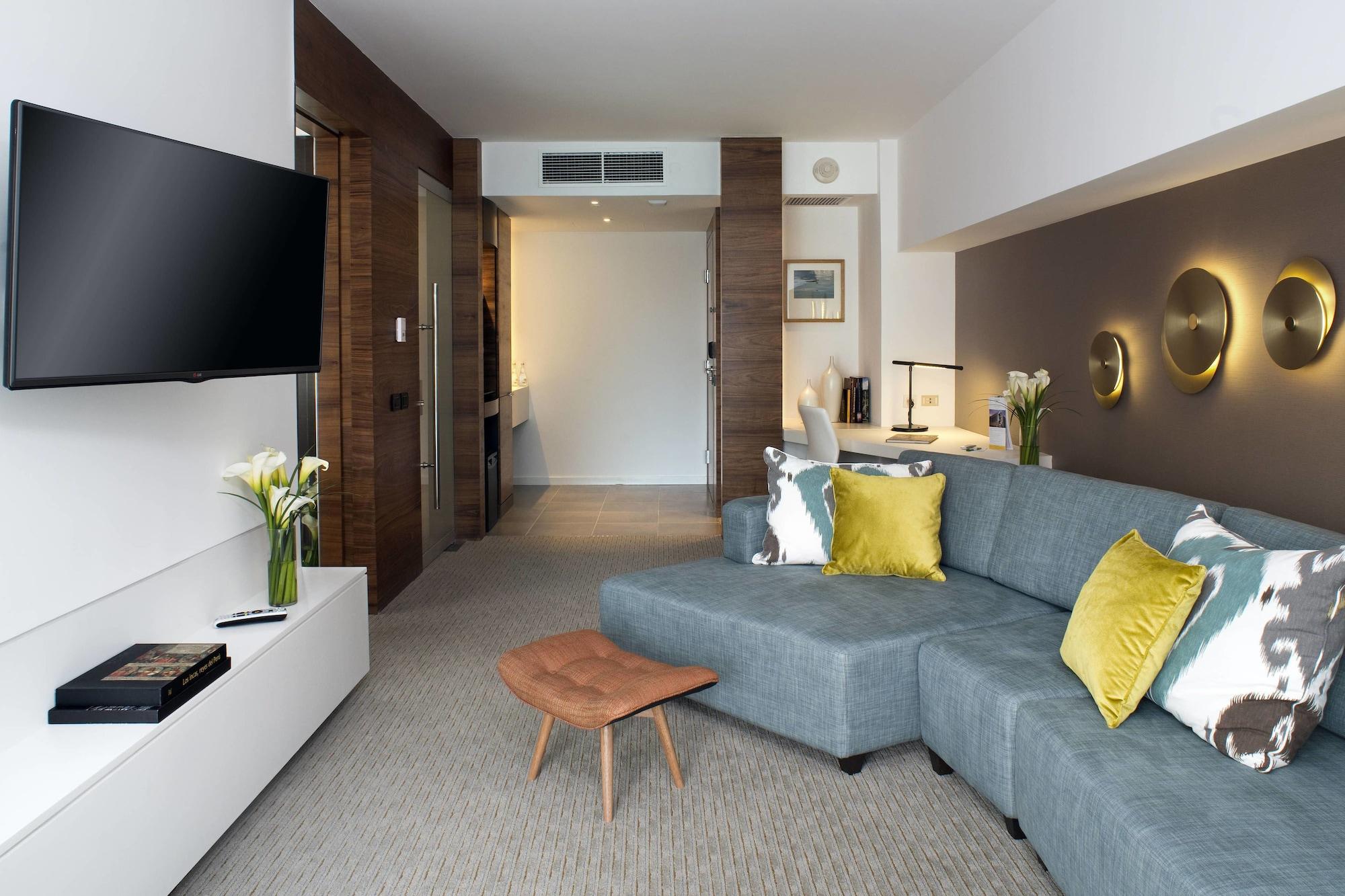 Suite Courtyard by Marriott Lima Miraflores