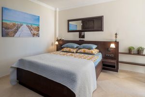 Alquiler Vacacional - Superb apartment with pool and breathtaking sea view from the living room!