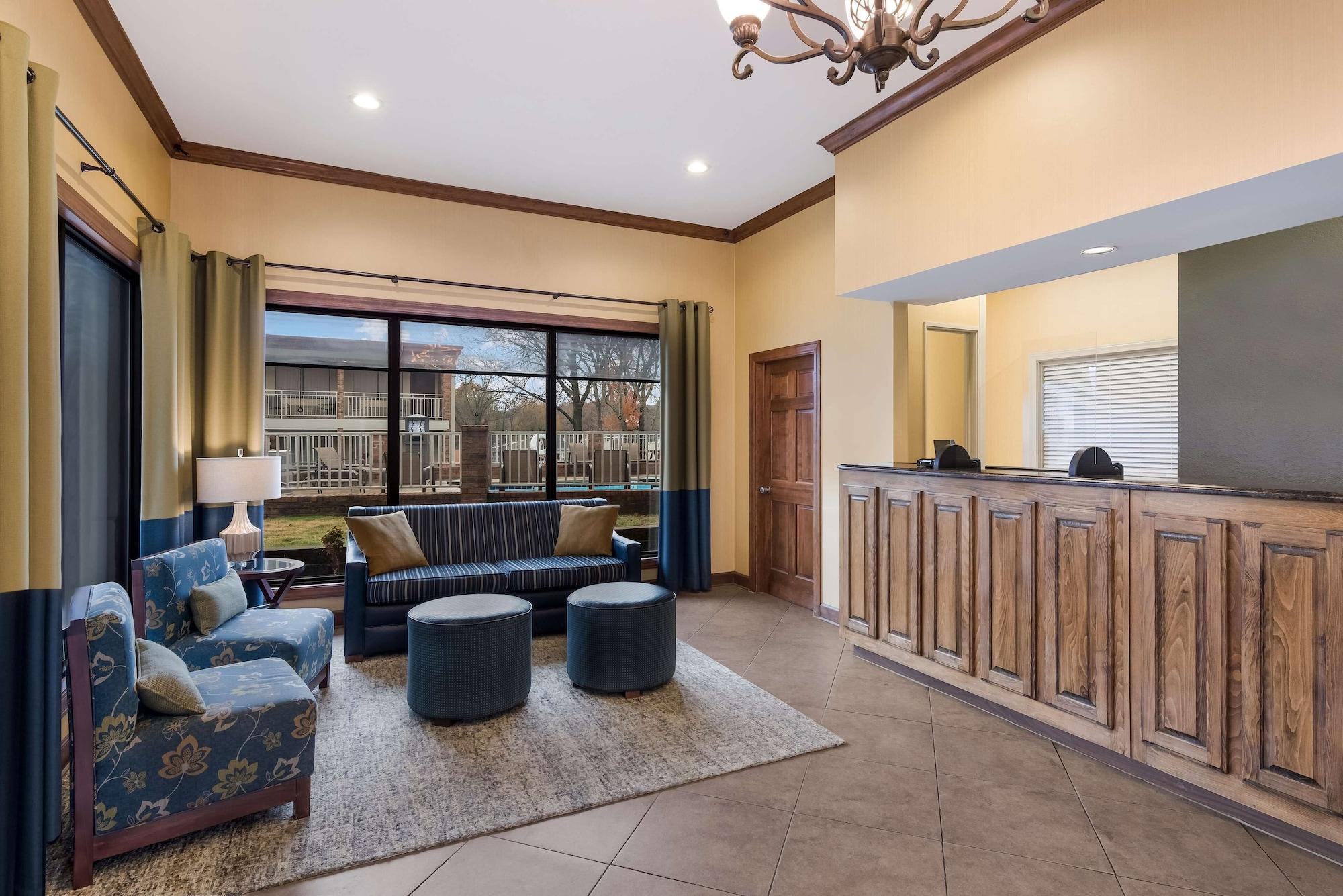 Vista Lobby Best Western Winners Circle